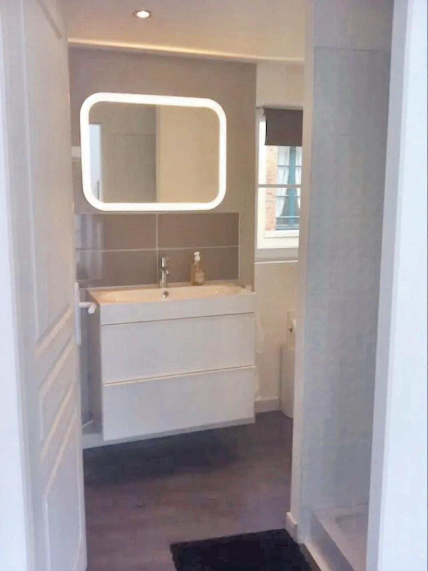 Appartement Moderne A Granville 55 M² Vue Sur Mer Bagian luar foto